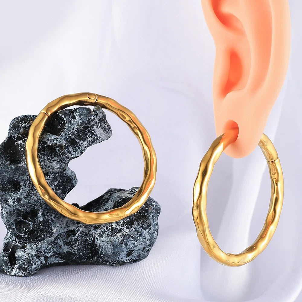 Poids d'oreille anneau martelé 50 mm en acier inoxydable