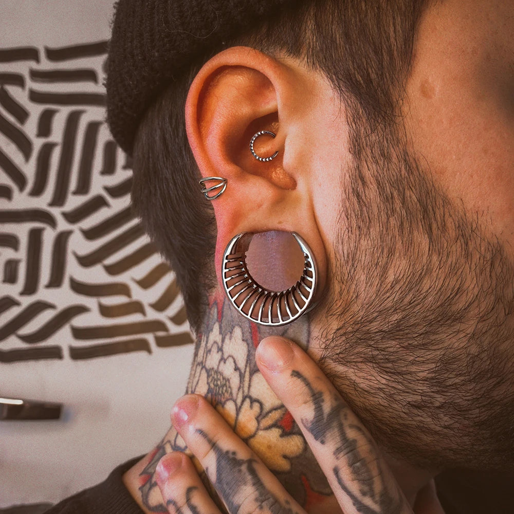 Écarteurs saddle nervurés en acier 316 (paire)