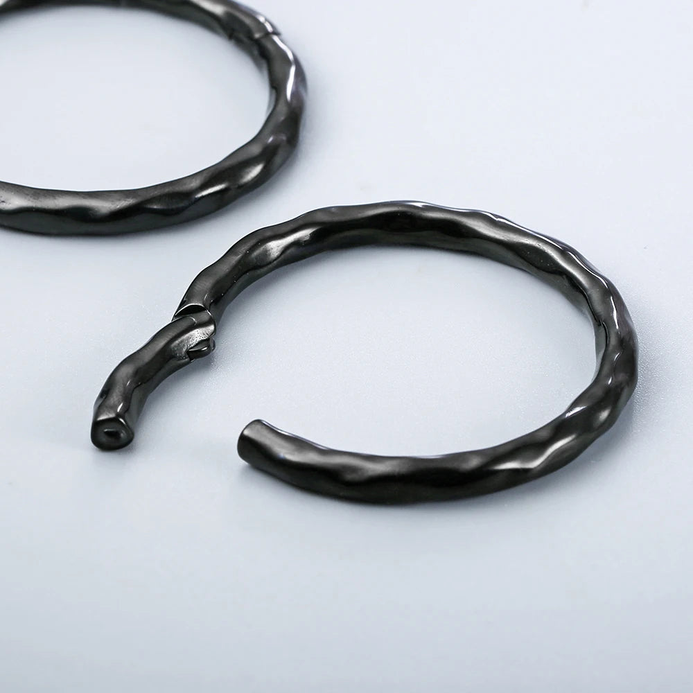 Poids d'oreille anneau martelé 50 mm en acier inoxydable