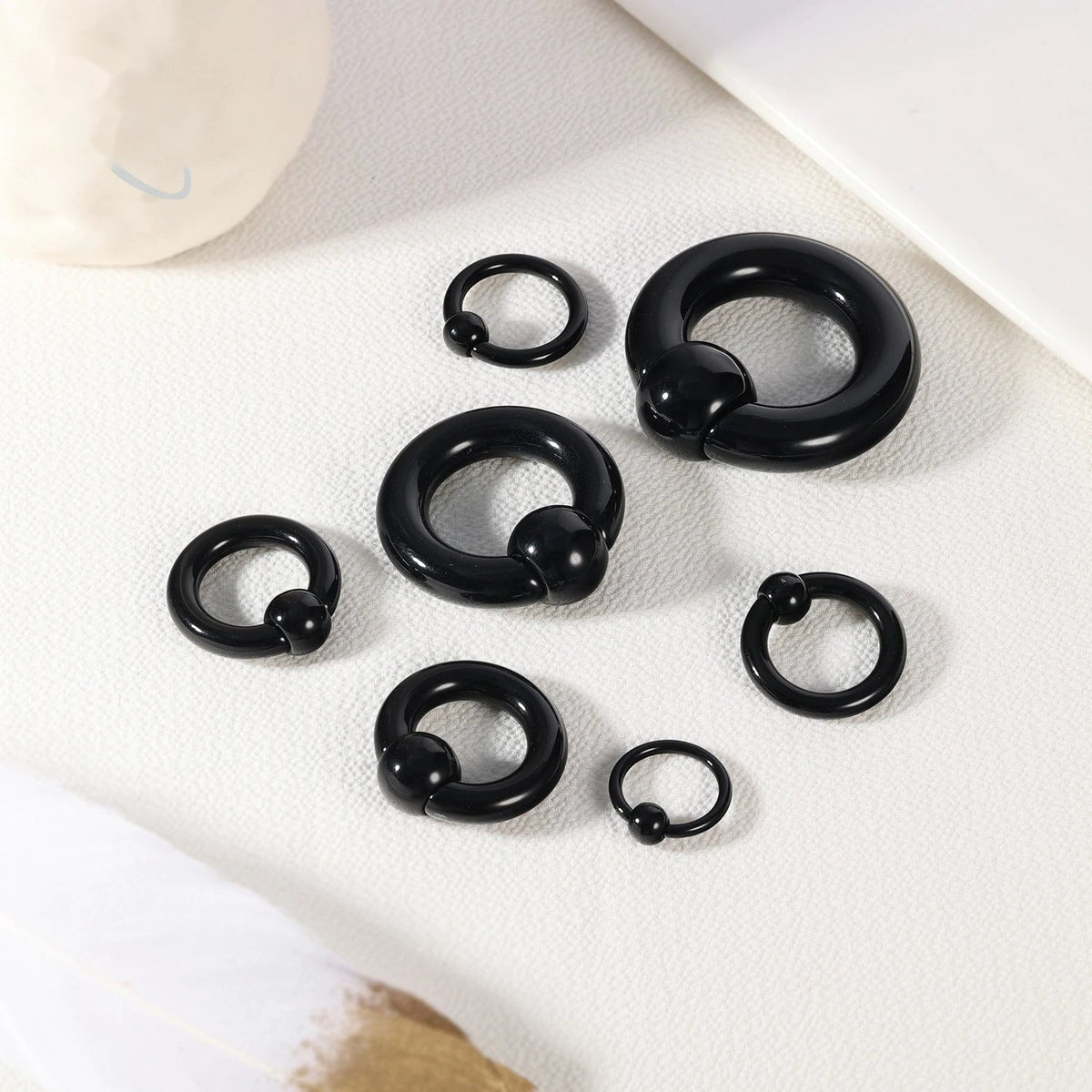Plug tunnel acrylique noir 3-10mm – Grand taille (1 pièce)